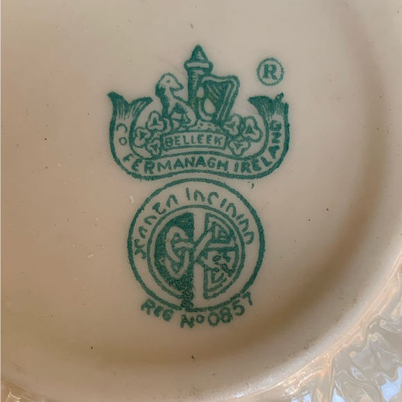 Belleek Sugar & Creamer - Picture 11 of 12